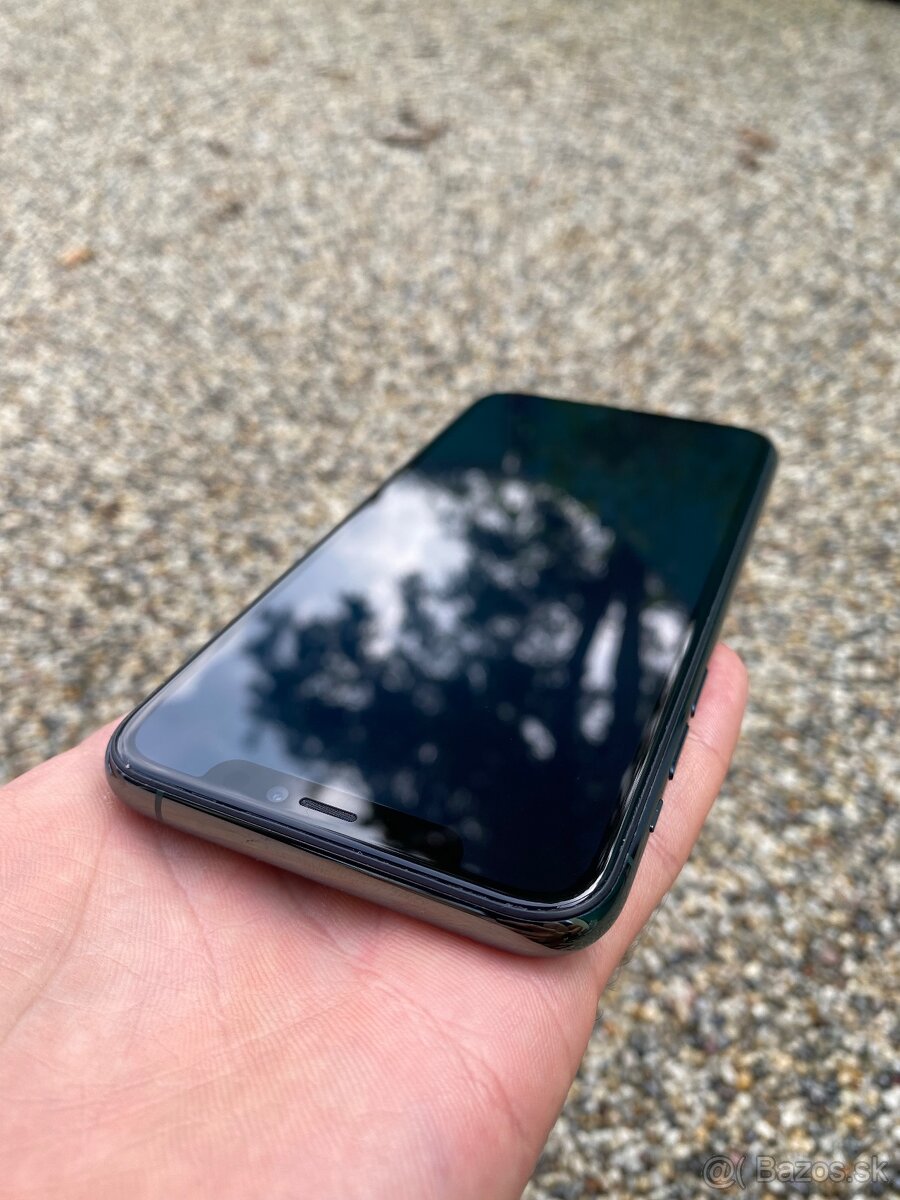 IPhone 11 Pro 256GB - baterie 98% - 8