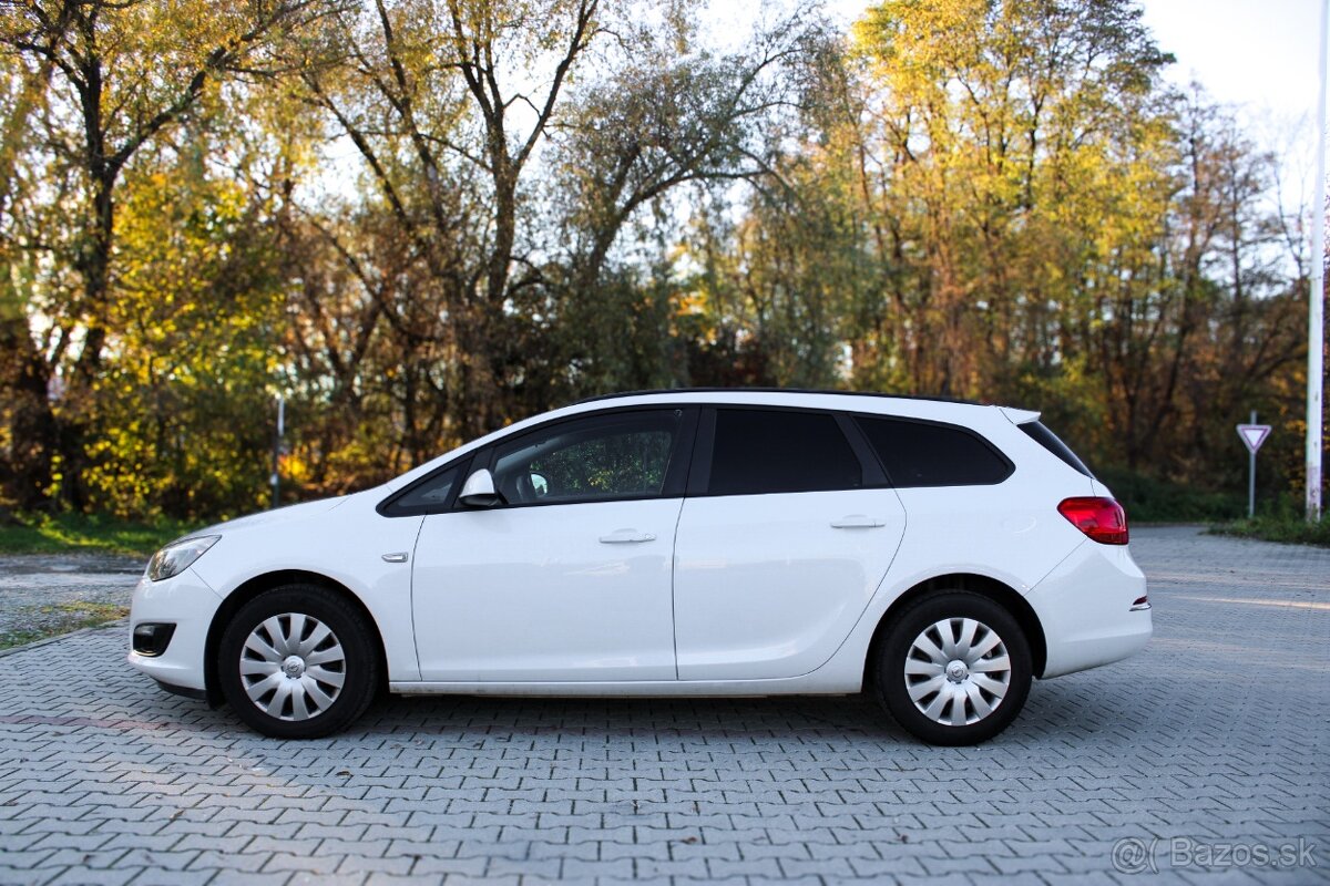 Opel Astra Sport Tourer ST 1.4 Turbo 120k Enjoy - 8