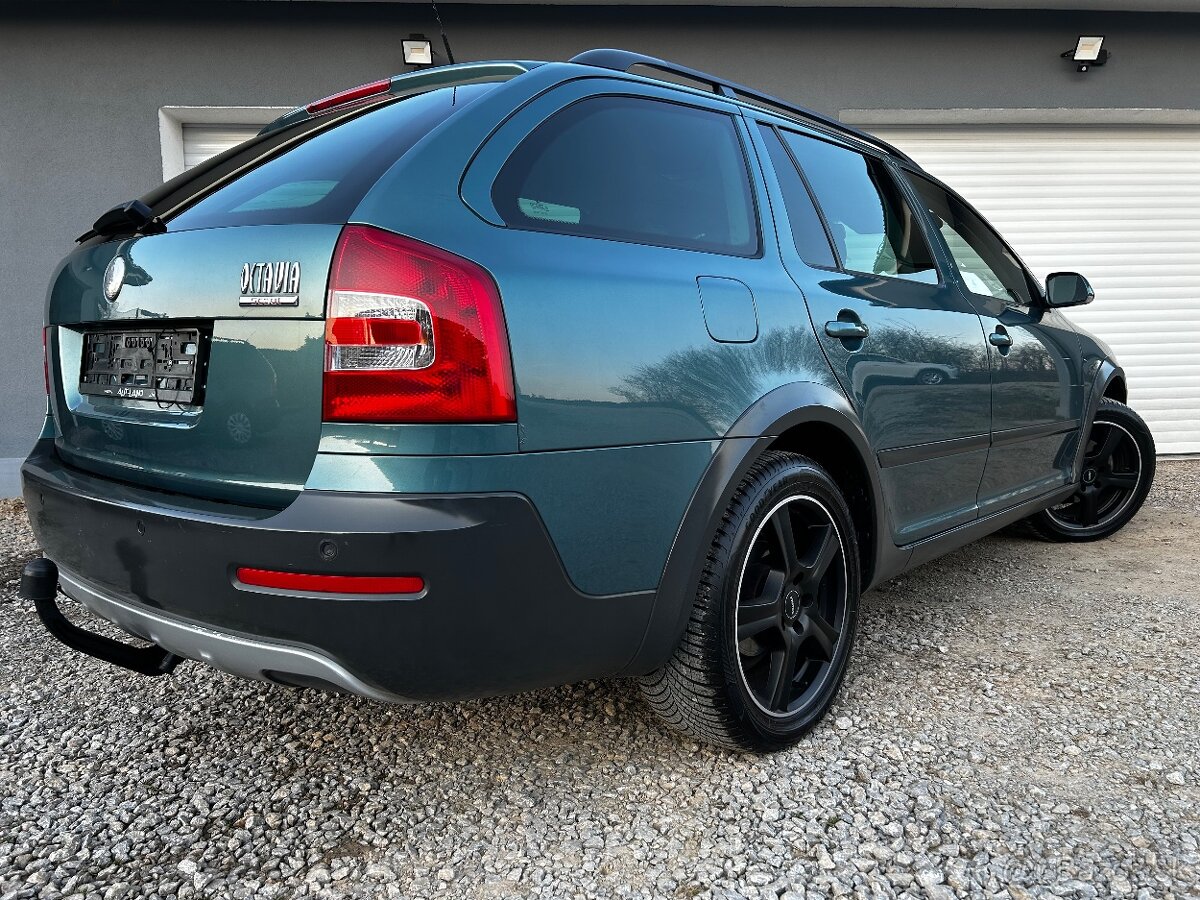 ŠKODA OCTAVIA SCOUT 2,0 TDI 4x4,XENON,ŤAŽNÉ,MODEL 2009 - 8
