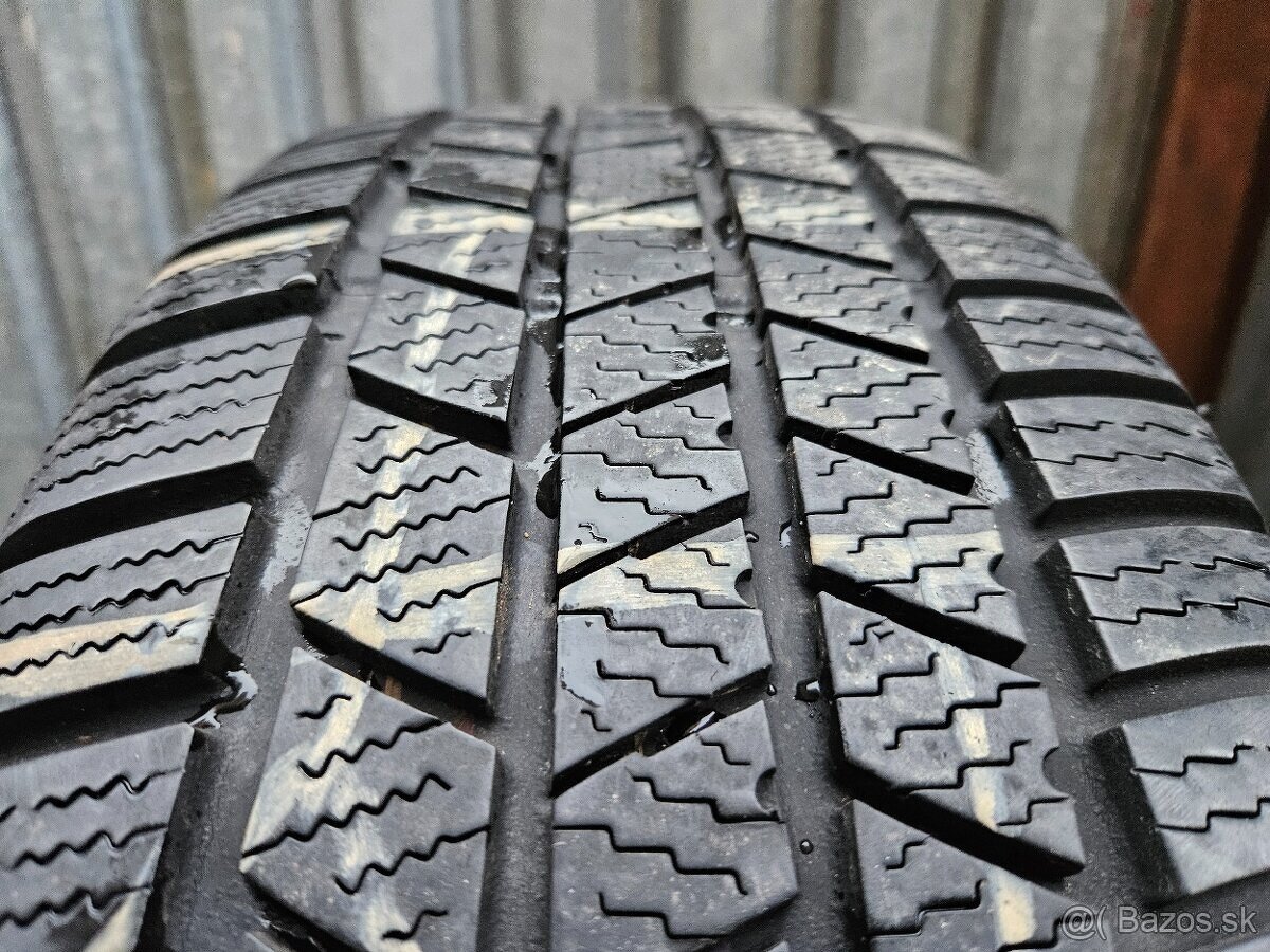 Zimné pneu Continental - 215/65 r16 - 8