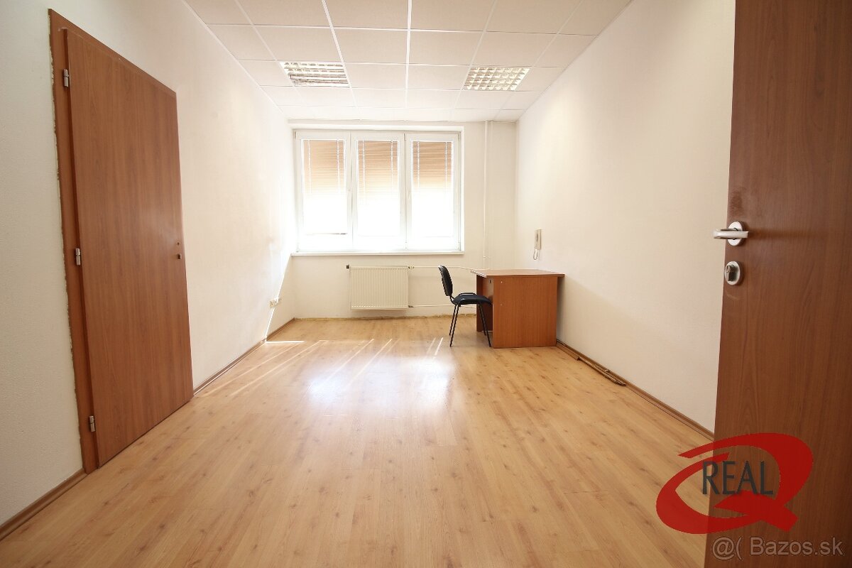 BEZ PROVÍZIE, KANCELÁRIE V RUŽINOVE, TRENČIANSKA UL - 8