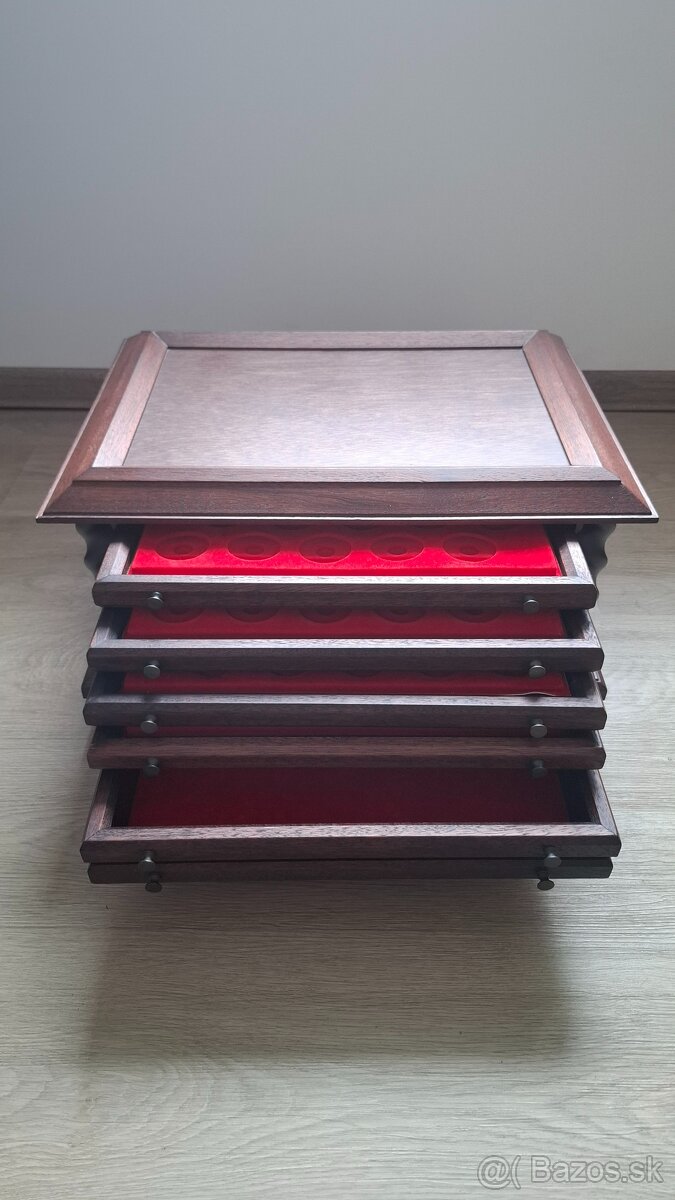 Drevená kazeta na 100 ks mincí - 8