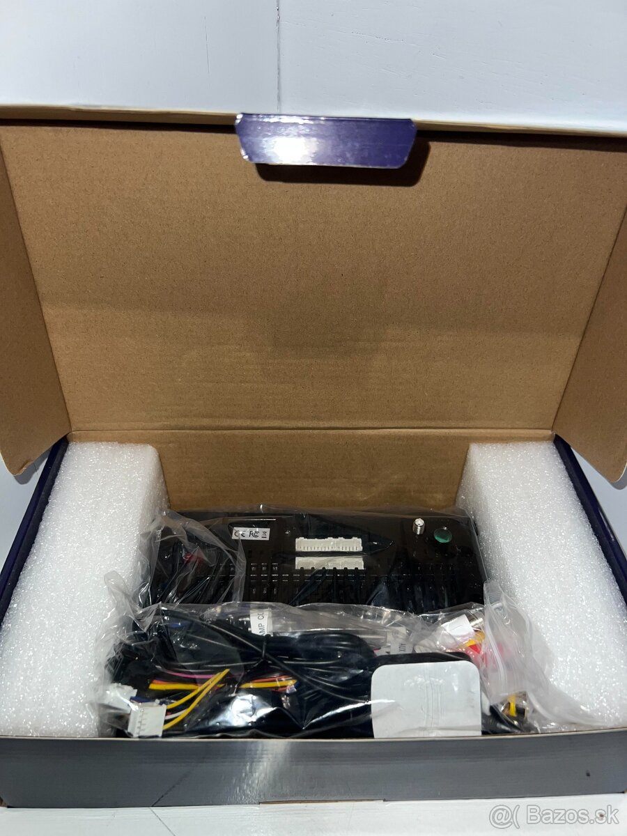 NOVINKA Fabia 3 2din autorádio 9´ Škoda - 8