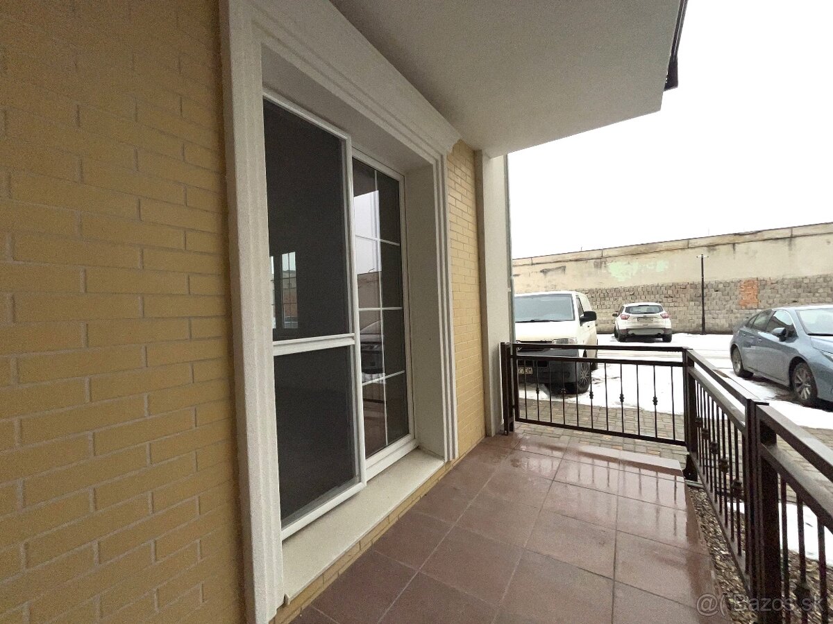 NA PREDAJ 1,5 IZBOVÝ BYT S TERASOU - 8