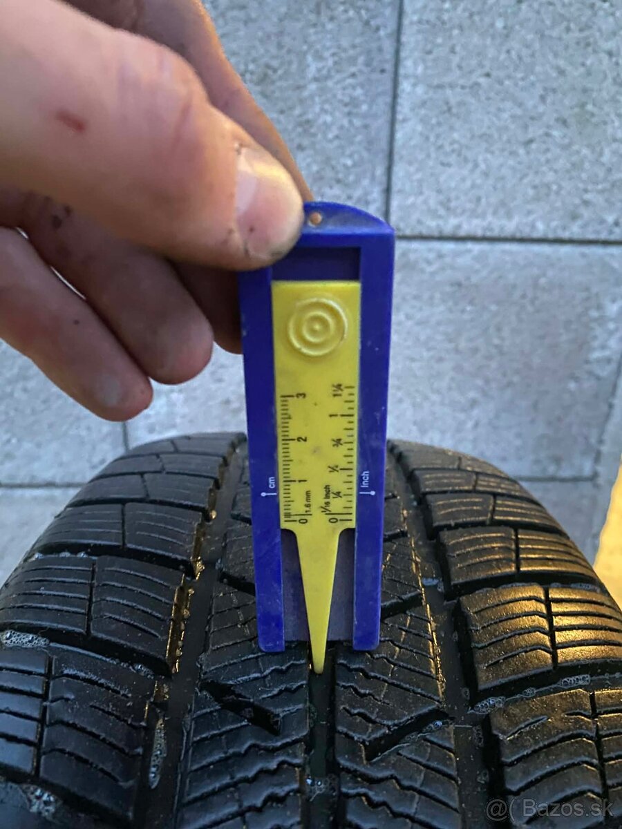 BARUM - 215/55 R17 - ZIMNÉ - 8