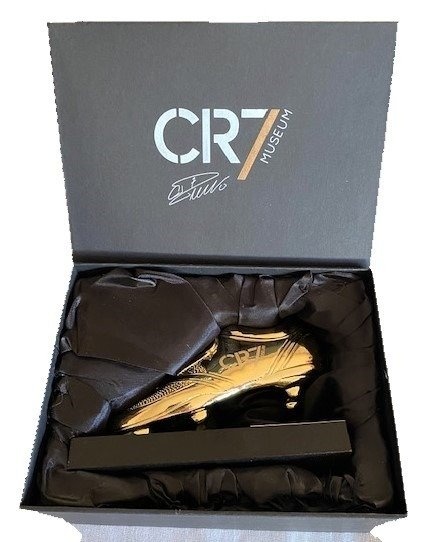 Cristiano Ronaldo - Zlatá kopačka - 8