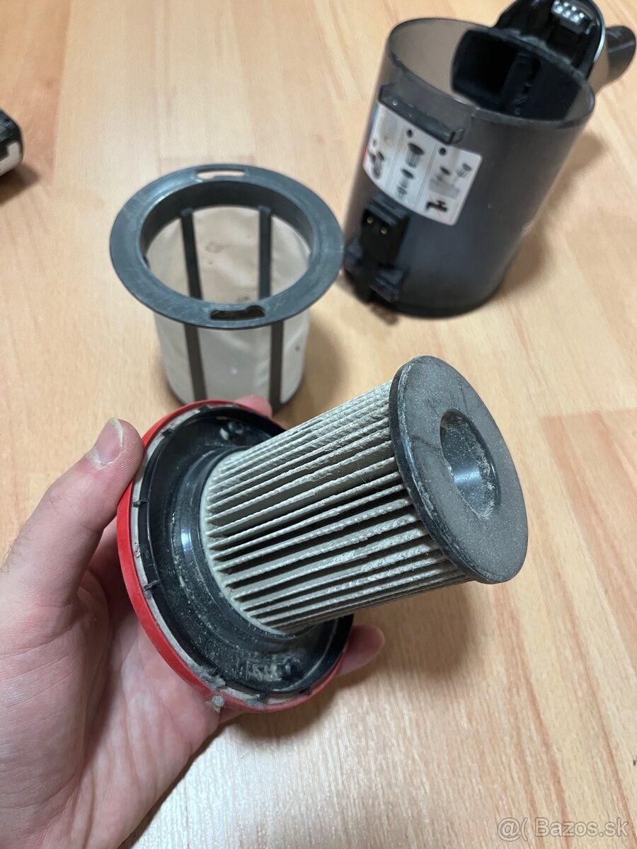 Predam vysavac Bosch - 8