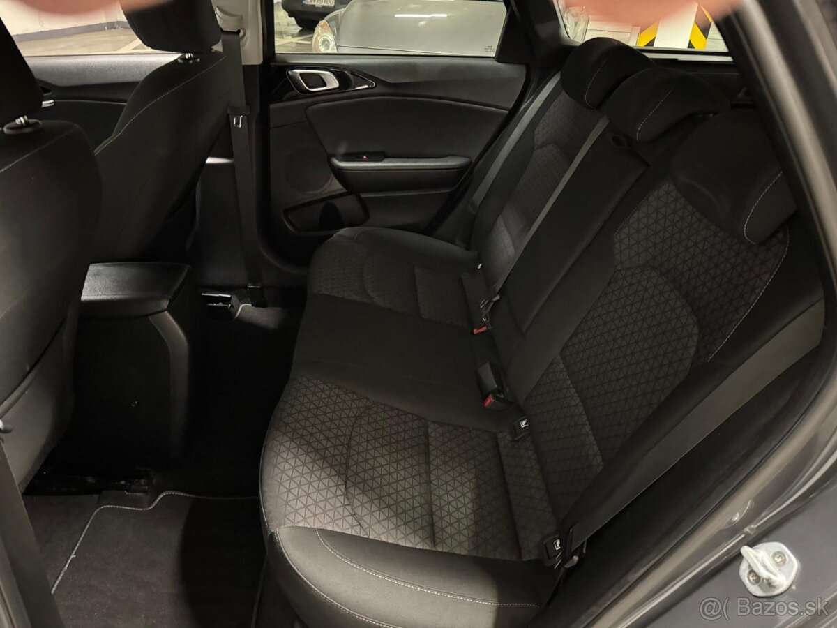 Kia Ceed SW 1,4 T-GDI 103kW 12/2018 Led combi - 8