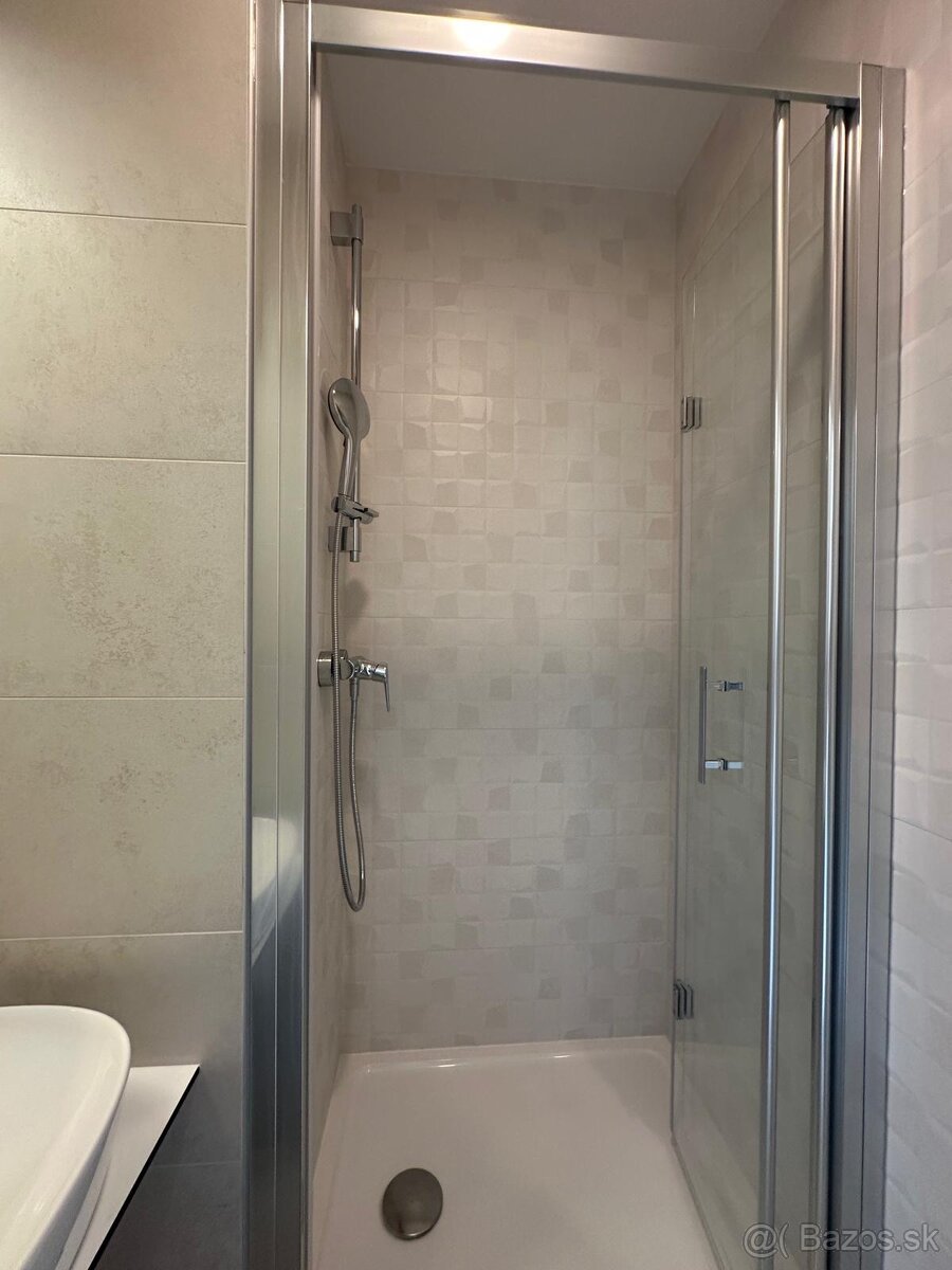 prenájom 1.izbový byt Košice, mestska cast Terasy - 8