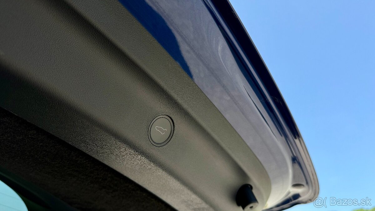 TESLA Model Y Long Range Dual Motor Full Self-Driving - 8