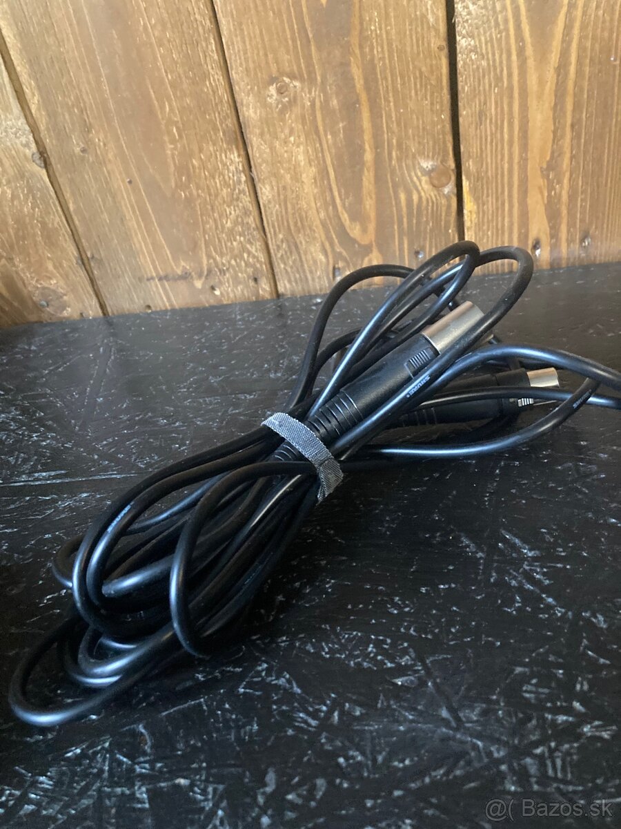 AKG D5 dynamic vocal microphone - 8