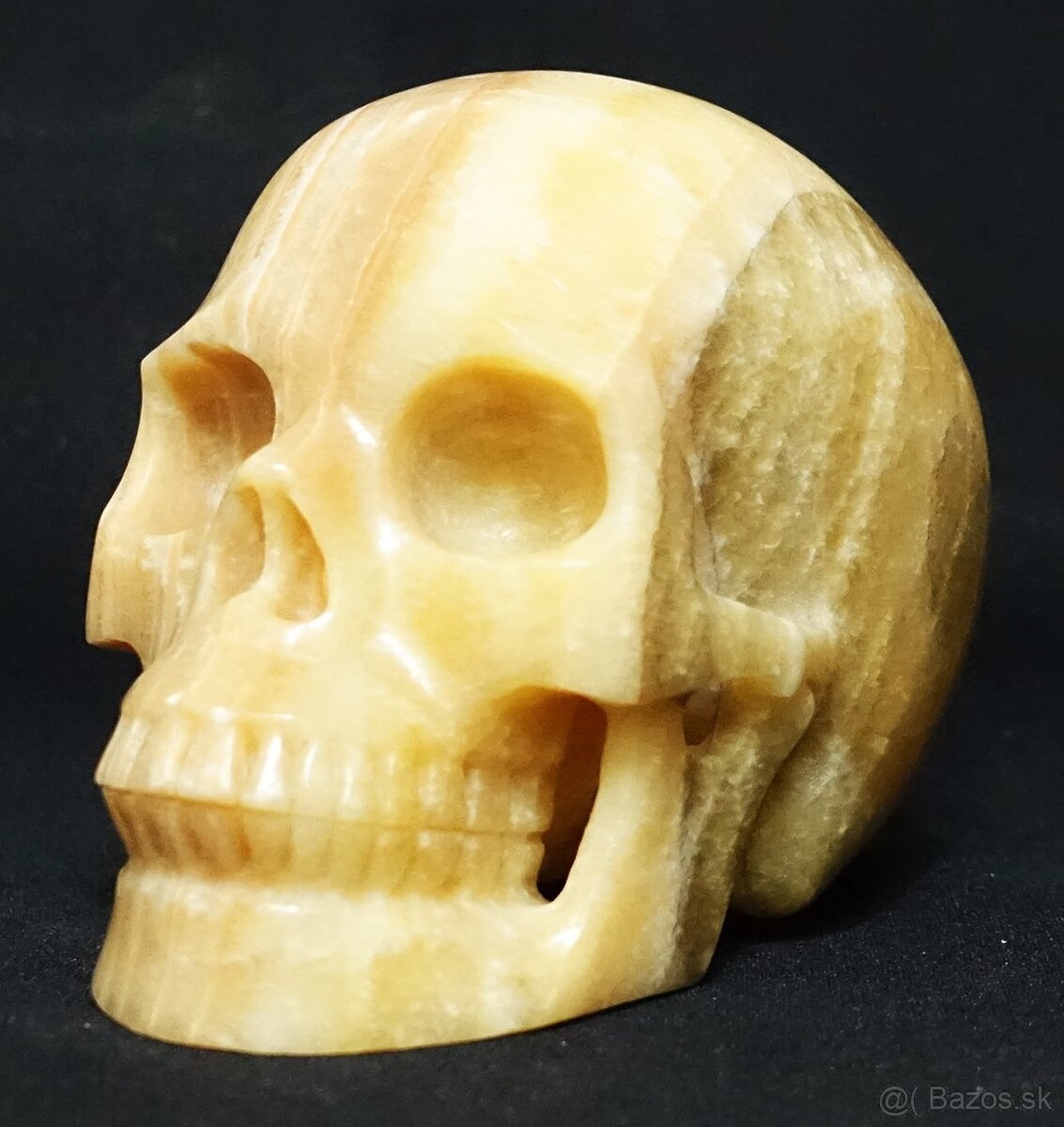 Vyrezávaná ľudská lebka z jaspisového krištáľu - 8