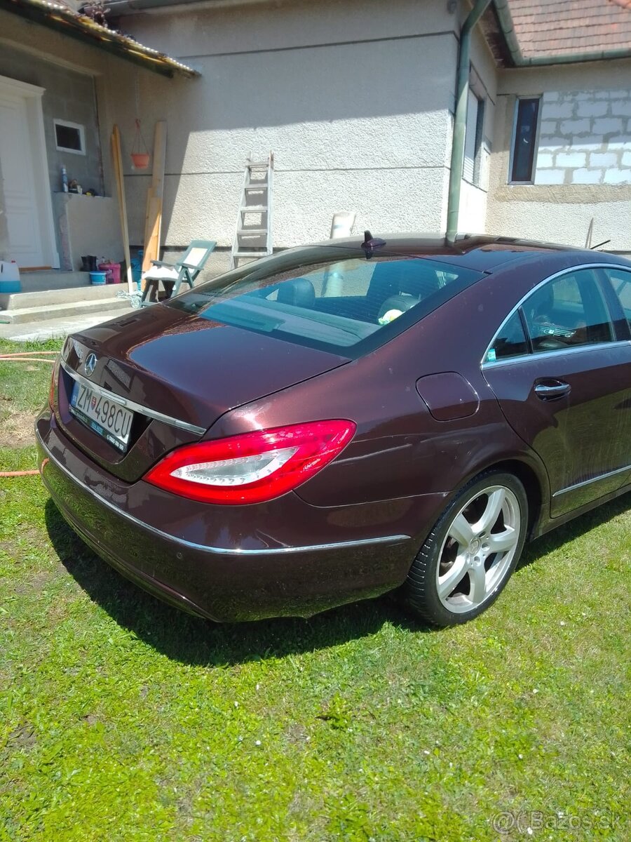 MERCEDES BENZ CLS 350 CDI 4MATIC - 8