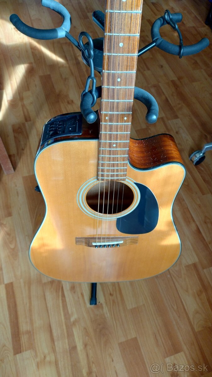 Elektroakusticka gitara Takamine EG320SC seria "G" - 8