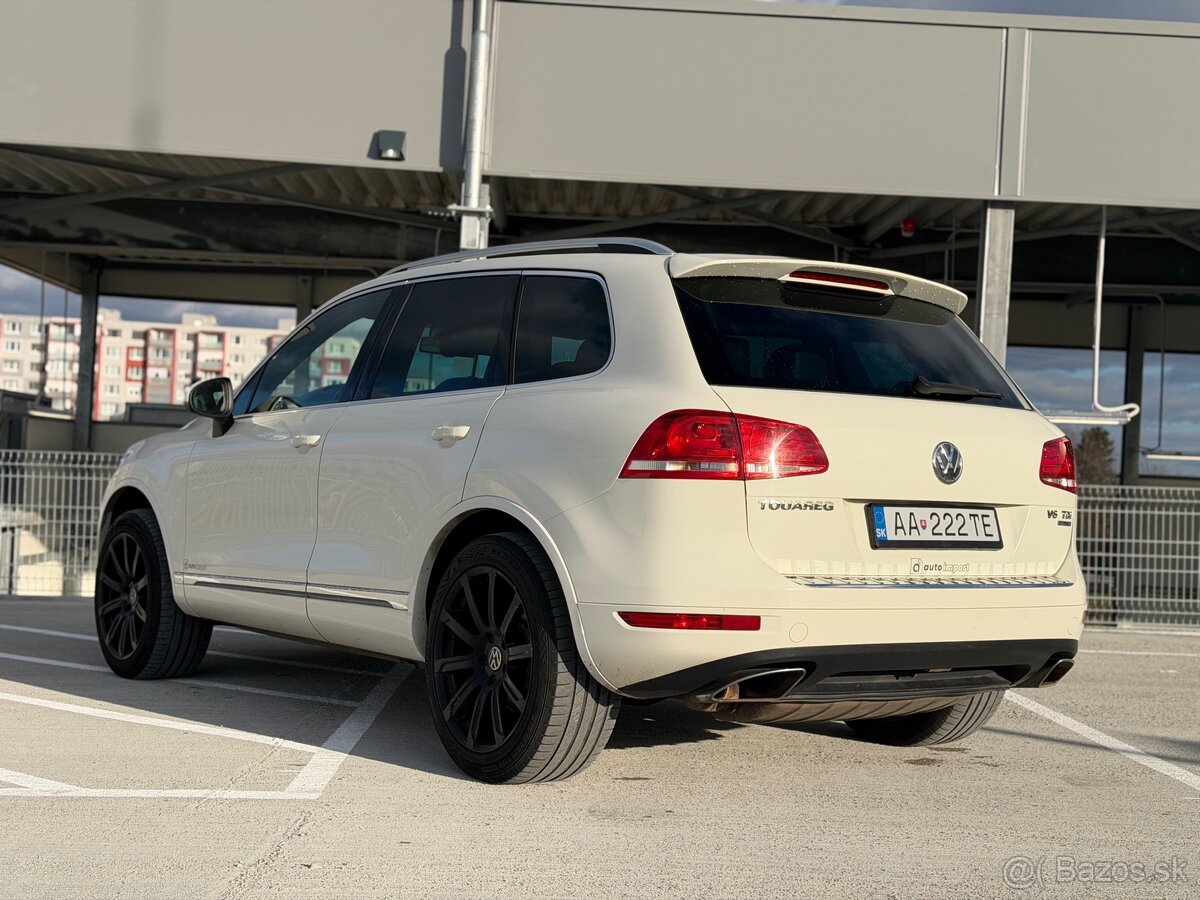 VW Touareg 3.0 TDi - 8
