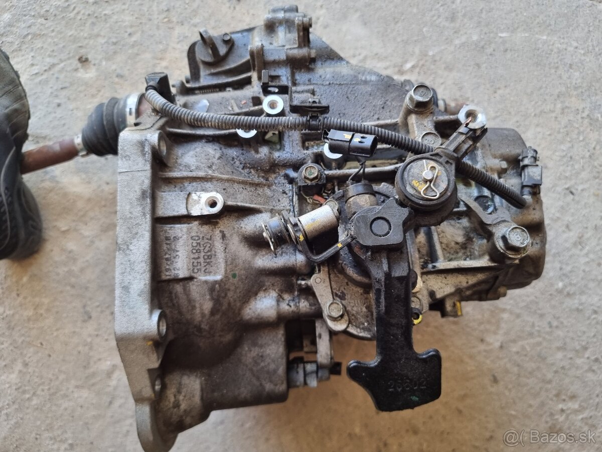 motor 1,4 benzin 74 KW G4LC kia ceed - 8