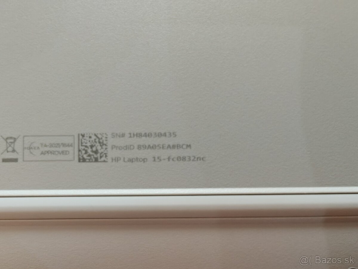 Notebook HP 15 16/512GB AMD Ryzen - 8