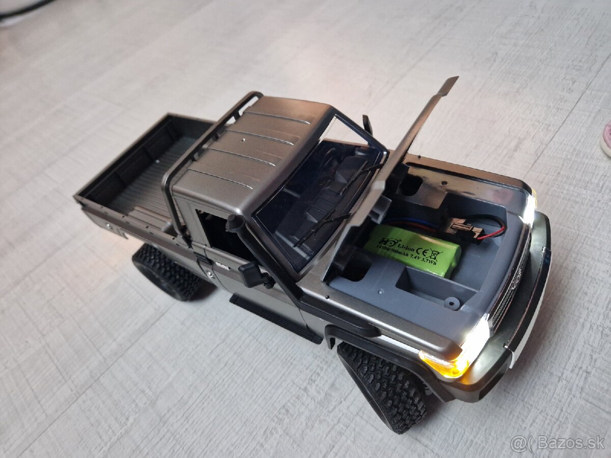 RC auto Toyota Land Cruiser 1:12 - 8