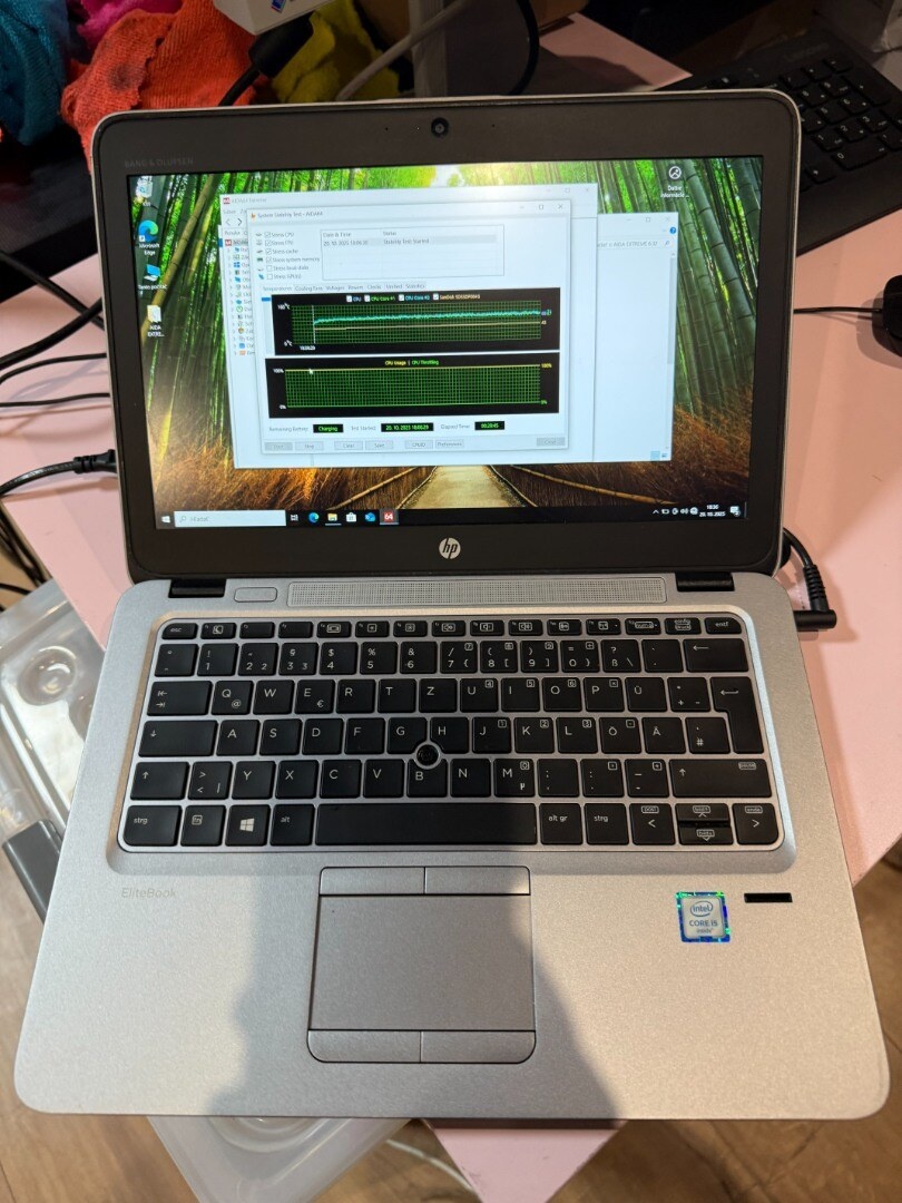 Predám polofunkčný notebook HP 820 G3 i5 -oprava/doskladanie - 8