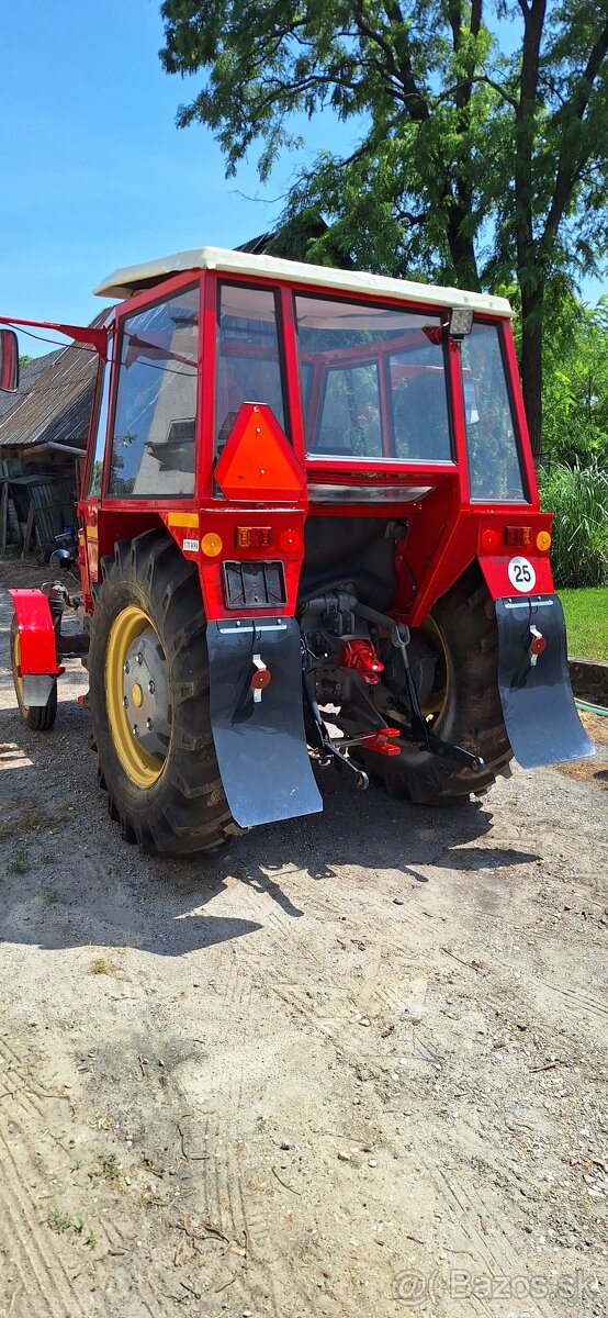 ZETOR / ZNIZENA CECA - 8