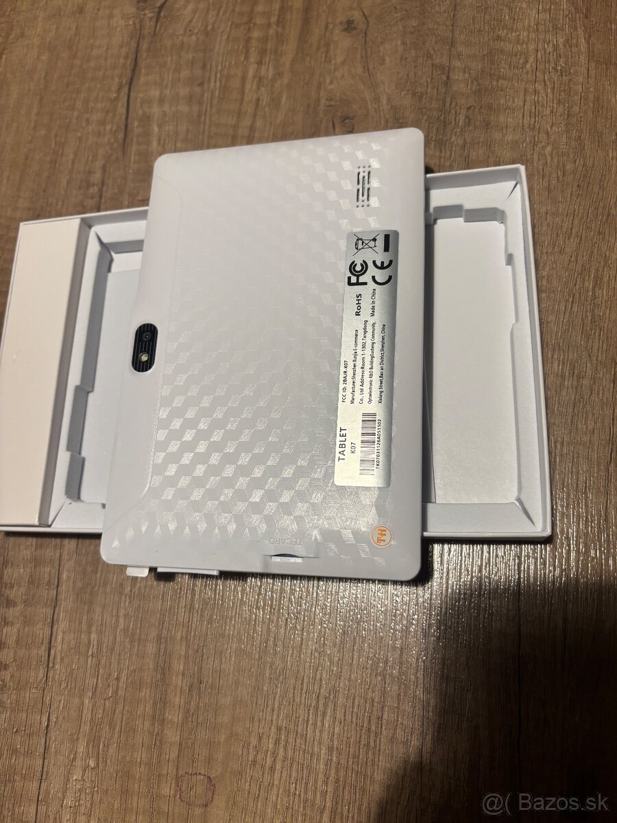 Predám úplne nový nepoužívaný Tablet Android - 8
