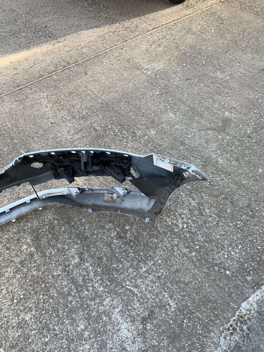 predni naraznik skoda superb 3 III 6pdc lift bily - 8