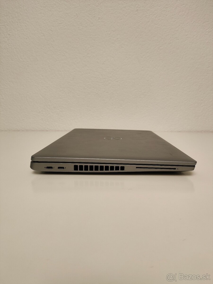Dell Latitude 5520| i3-1125G4 | 8 GB RAM | 256 GB SSD | 15.6 - 8