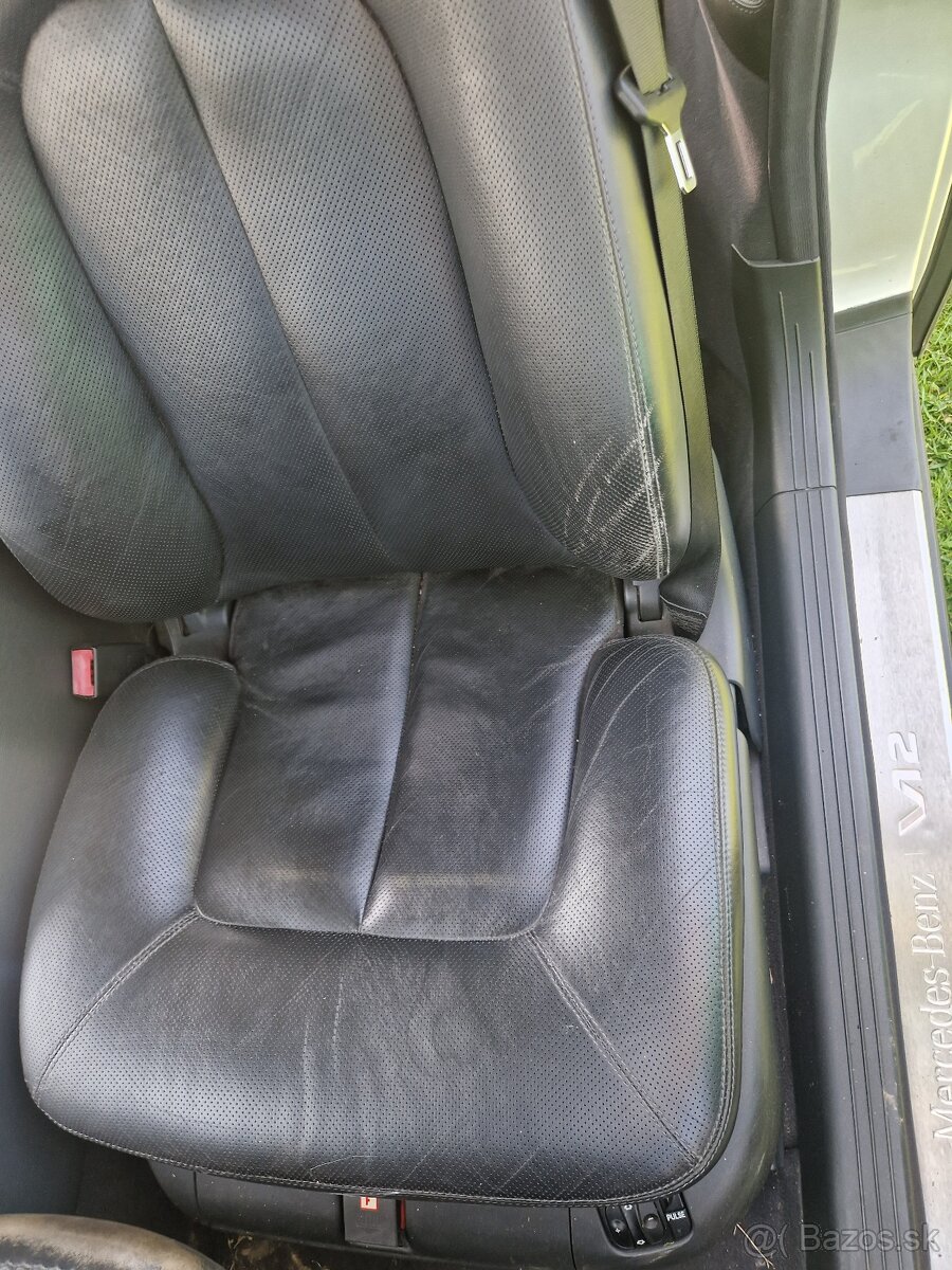 Mercedes Benz CL600 V12 W215 - 8