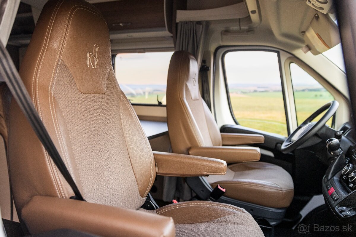 Prenájom Autokaravanu Etrusco T6900 DB - 8