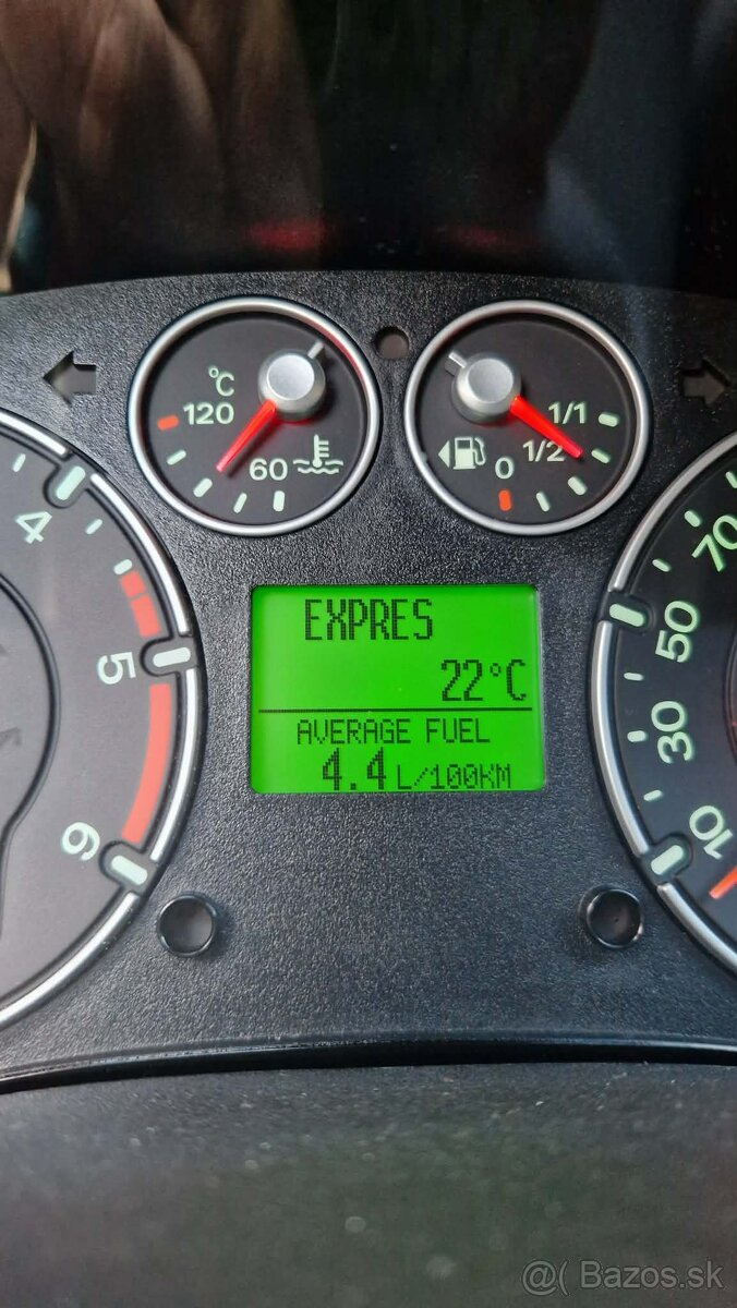 🚗 FORD FIESTA 1.4 TDCi - 8