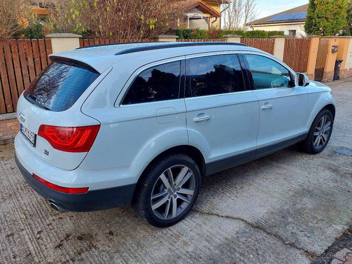 Predam Audi Q7 2013 - 8