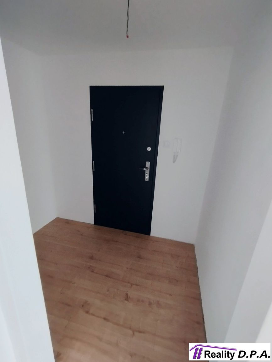 Prerobený 3 izbový byt na predaj Martin-Ľadoveň - 8