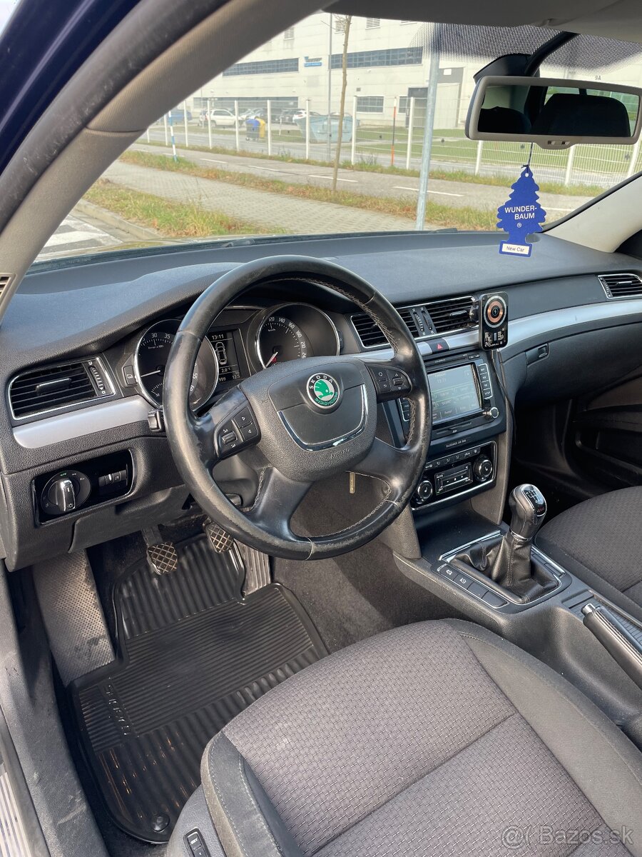 Škoda Superb - 8