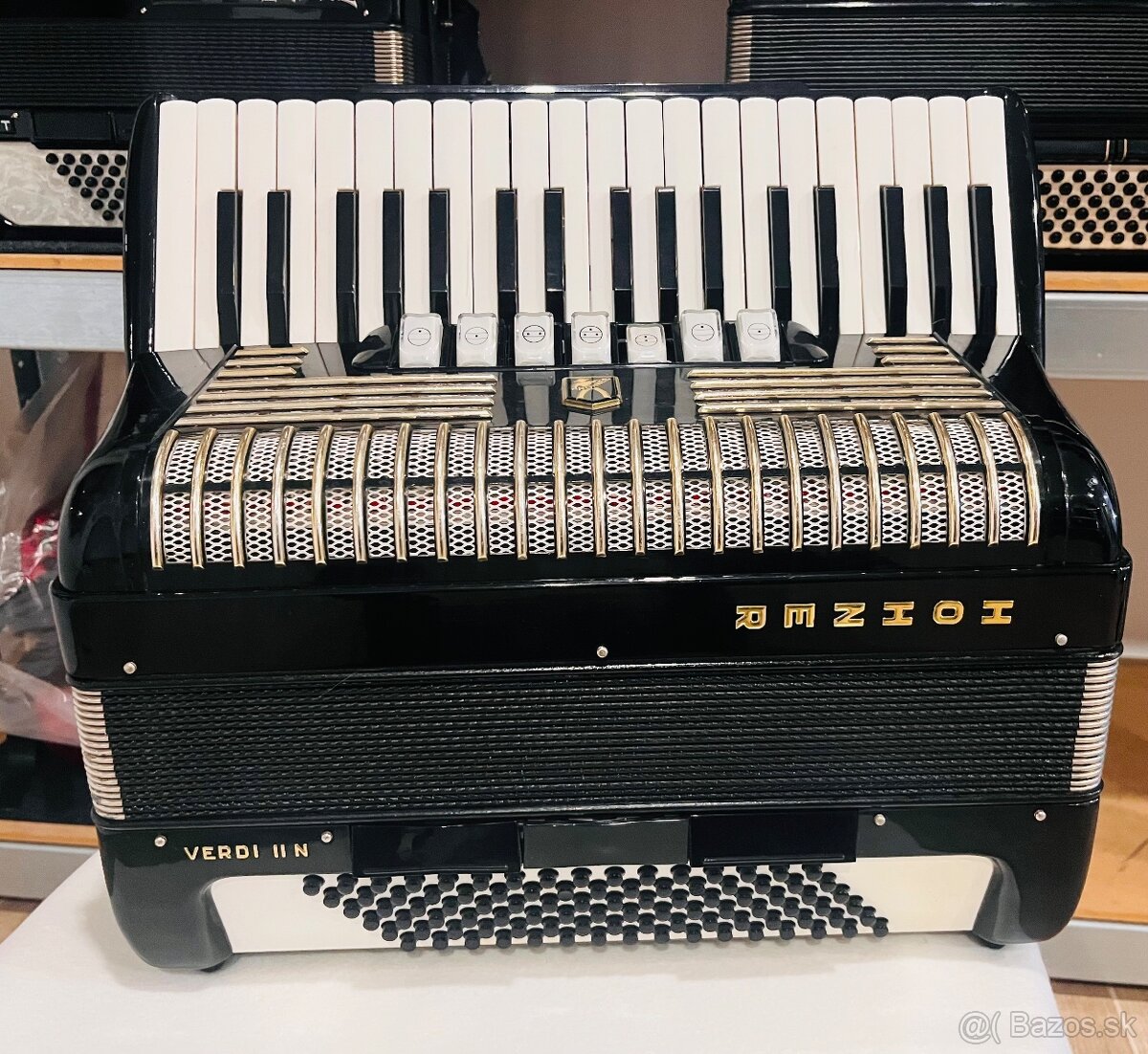 Predám akordeón Hohner Verdi II N- 96 Basový - Made in Germa - 8
