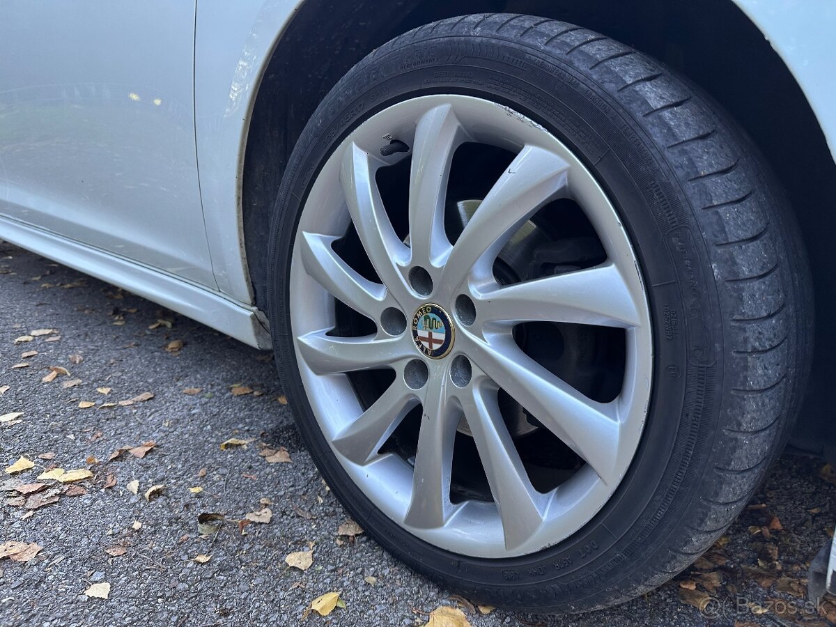 Alfa Romeo Giulietta 1.4 T 120 (benzín, 88 kW) - 8