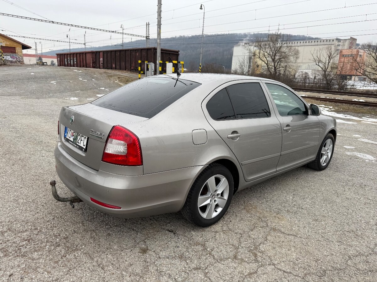 Škoda Octavia 1.6 TDI - 8