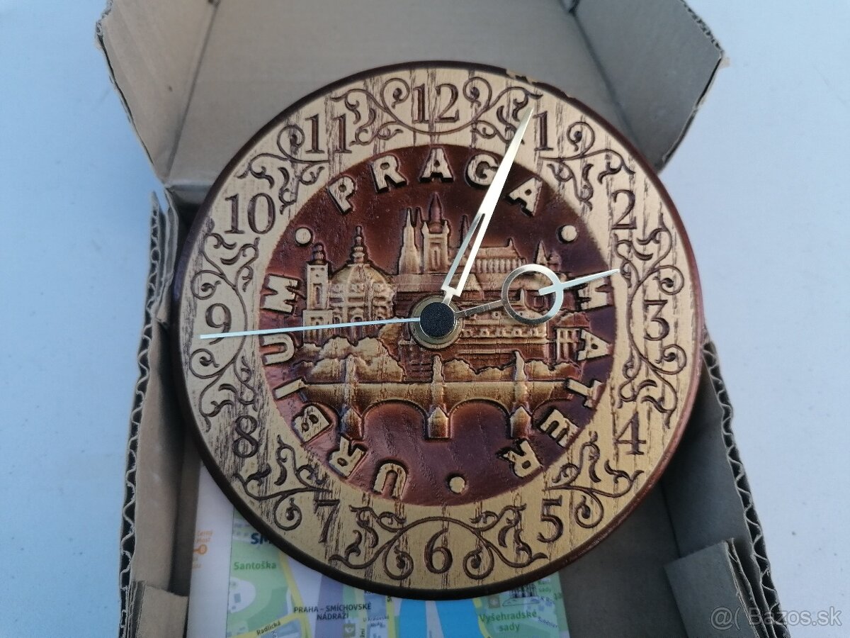 Predám drevené nástenné hodiny Praha - 8