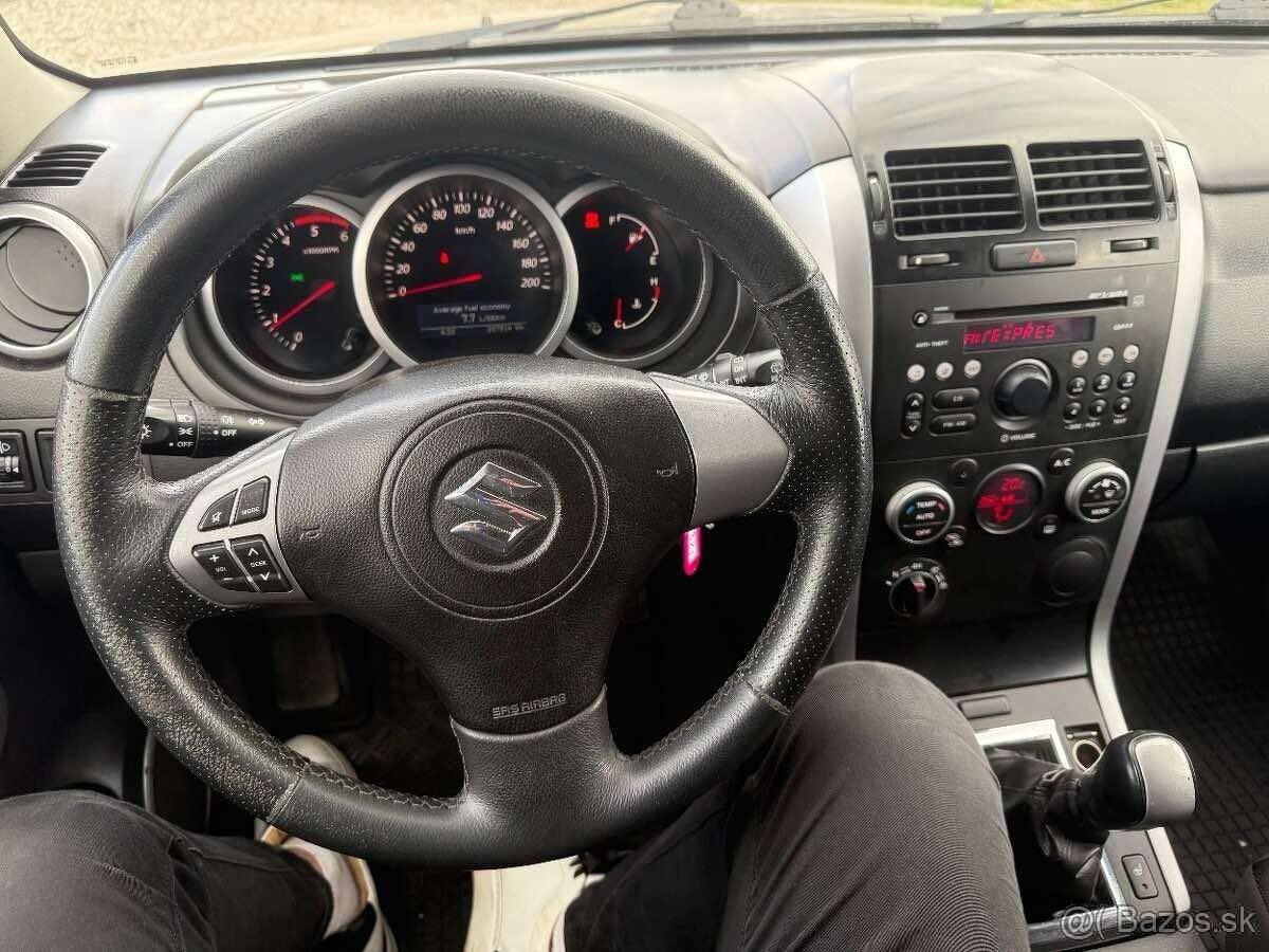 Suzuki Grand Vitara 1,9ddis - 8