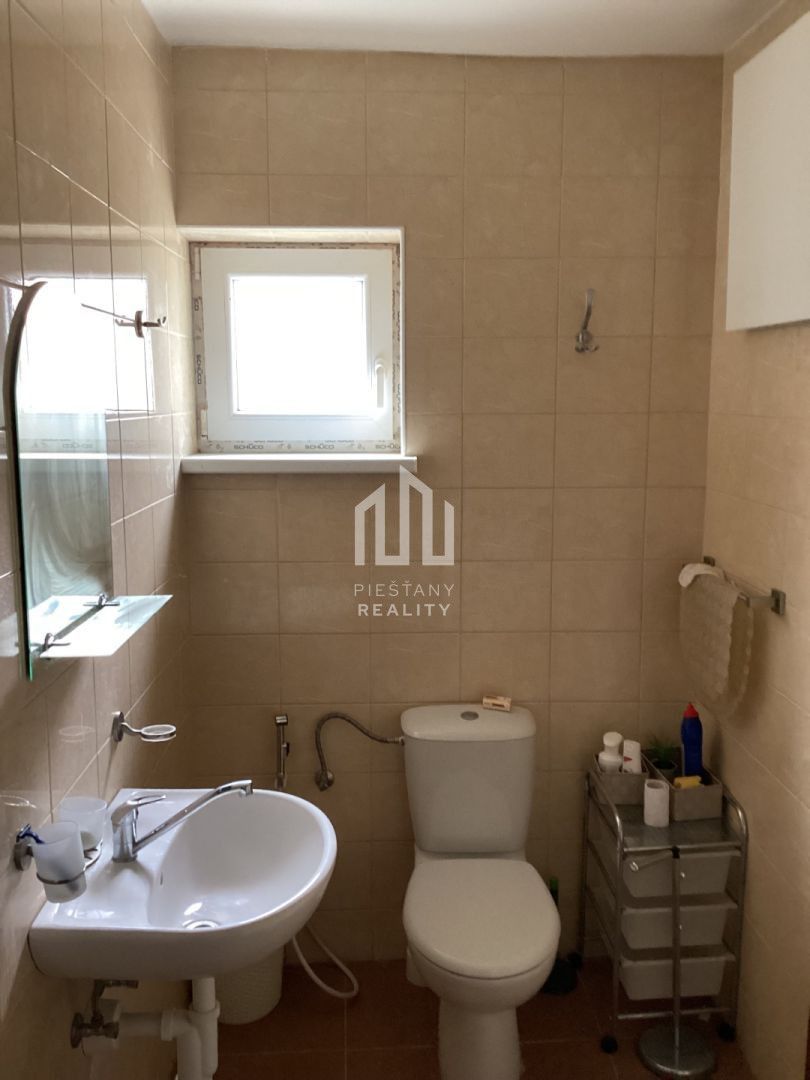 VÝHODNÁ CENA 4-izbový tehlový RD s krásnym pozemkom - 8