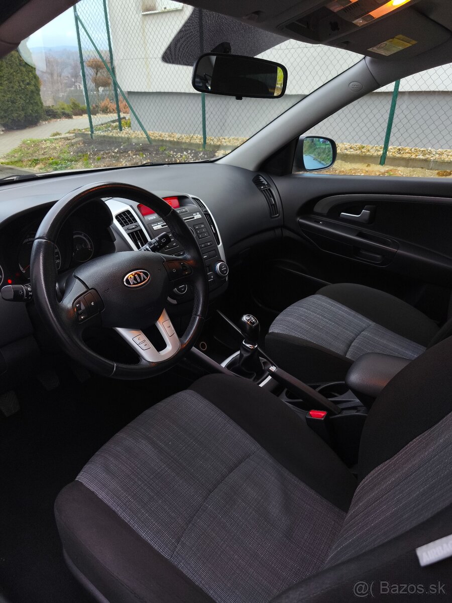 Kia Ceed 1.4 CVVT, Benzín, Kupované na SK, 1.Majitel - 8