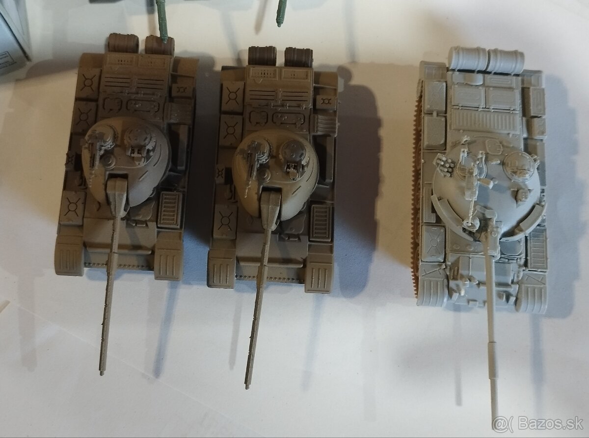 Tanky Revell a Trumpeter 1/72 - 8