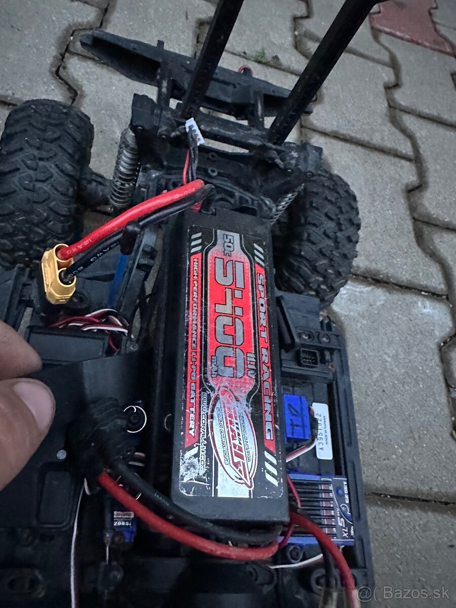 RC Land Rover Defender - 8