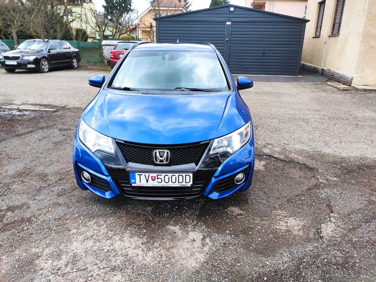 Honda Civic Tourer - 8