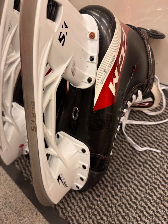 BRUSLE CCM JETSPEED FT 475 VEL. 44,5/9 WIDE - 8
