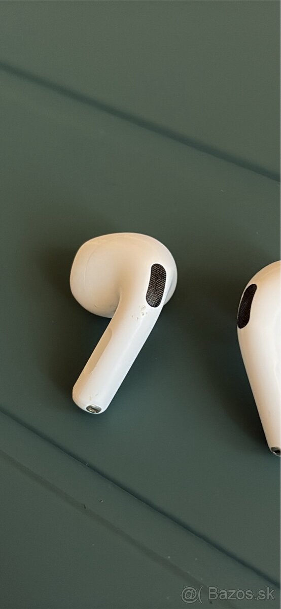 AirPods 4 bez púzdra - 8