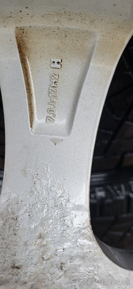 Zimne Pneumatiky a hlinikove disky rav 4 2007 - 8