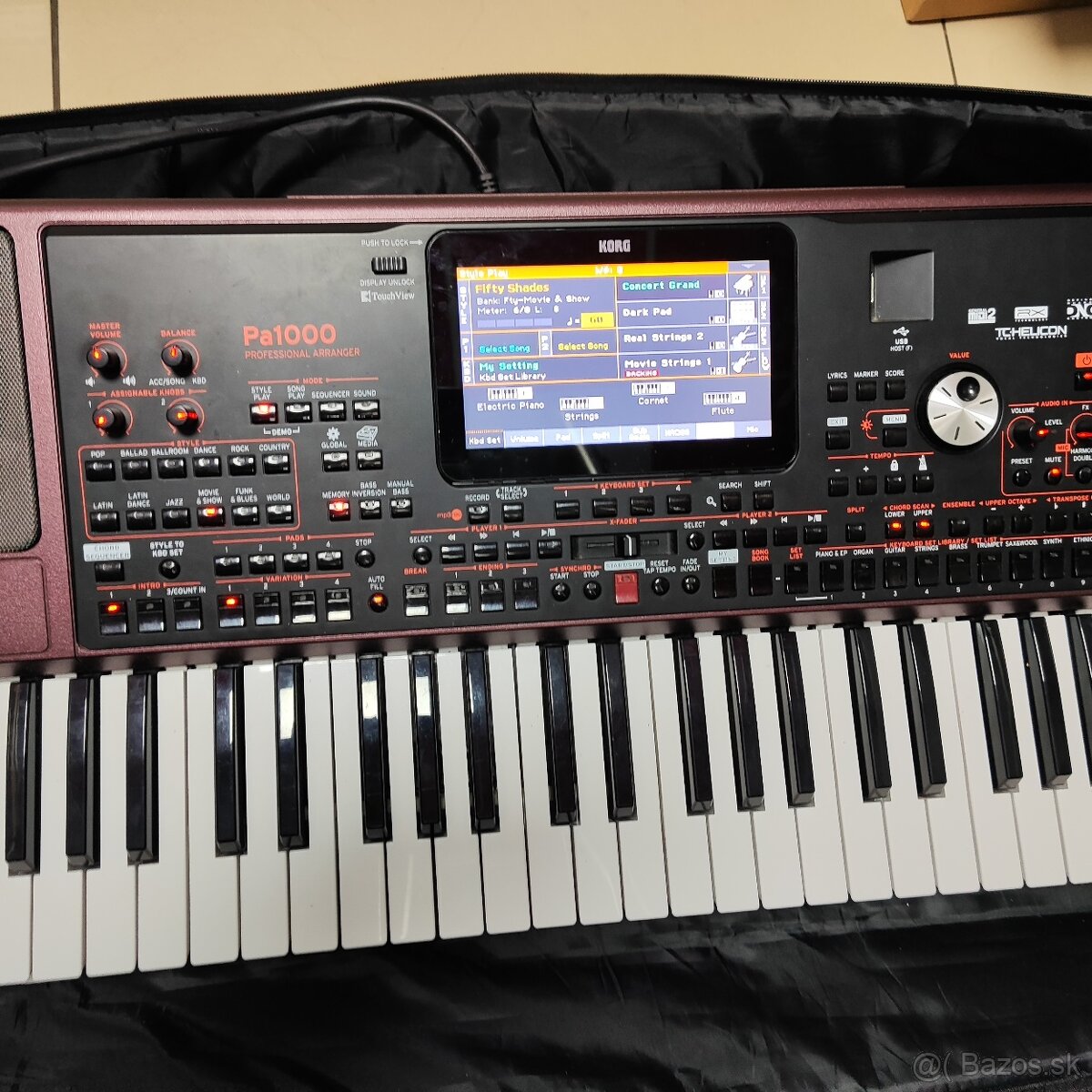 Klávesy KORG PA 1000 - 8