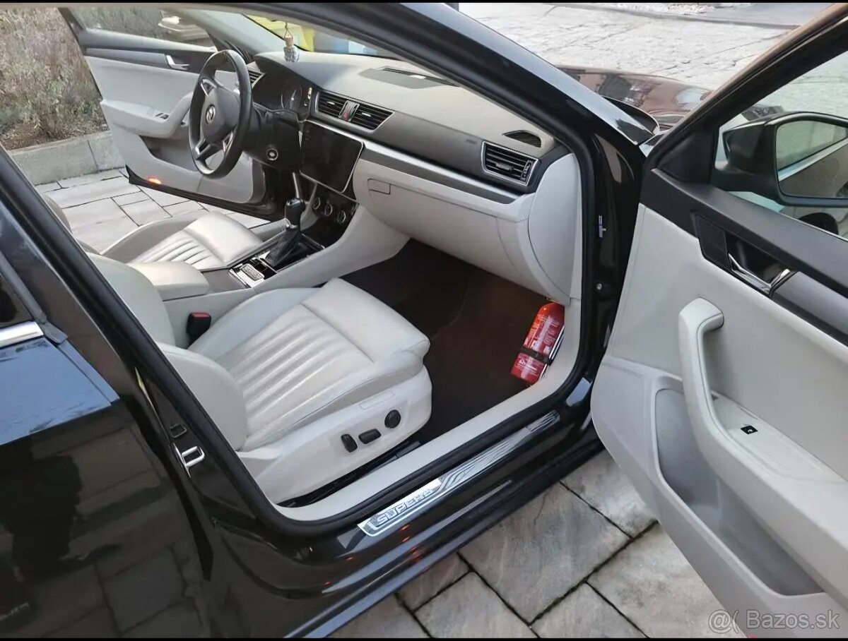 Škoda Superb 3 - 8