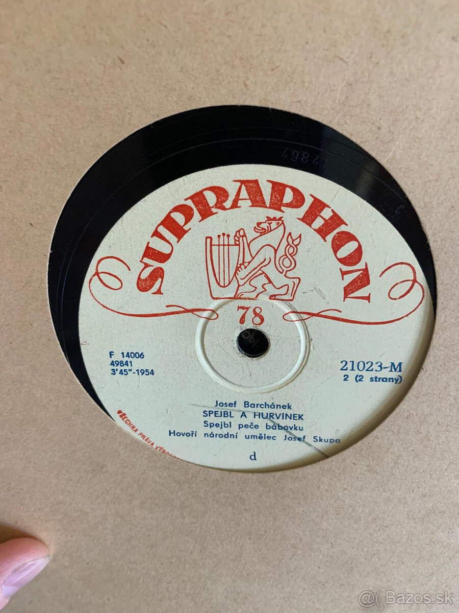 Starožitný gramofón + platne - 8