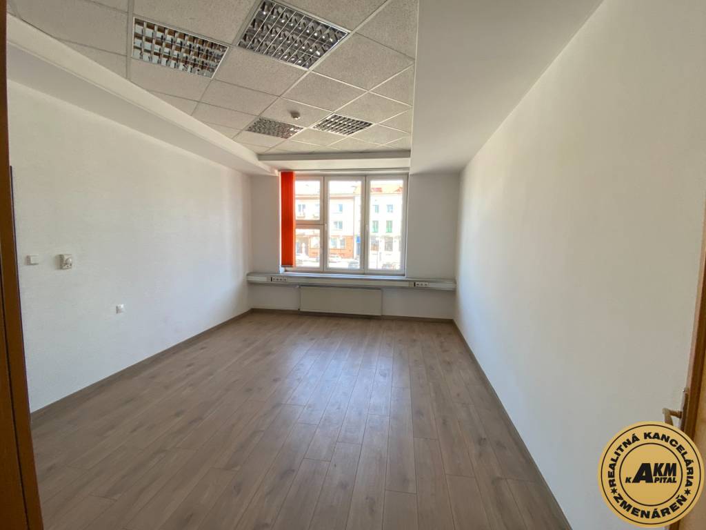 Exkluzívne kancelárske priestory v centre mesta Zvolen Prená - 8
